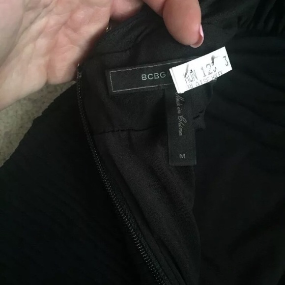 BCBG Maxazria M plunging open back black dress - Picture 6 of 8